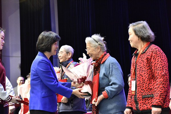 81dfe631db8e4600ad5a874059cd2057.jpg 微信图片_20191206235801_副本.jpg