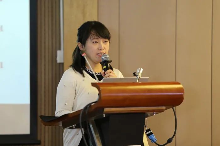 a2d85196a85adc159f56e0bcc81b0adc